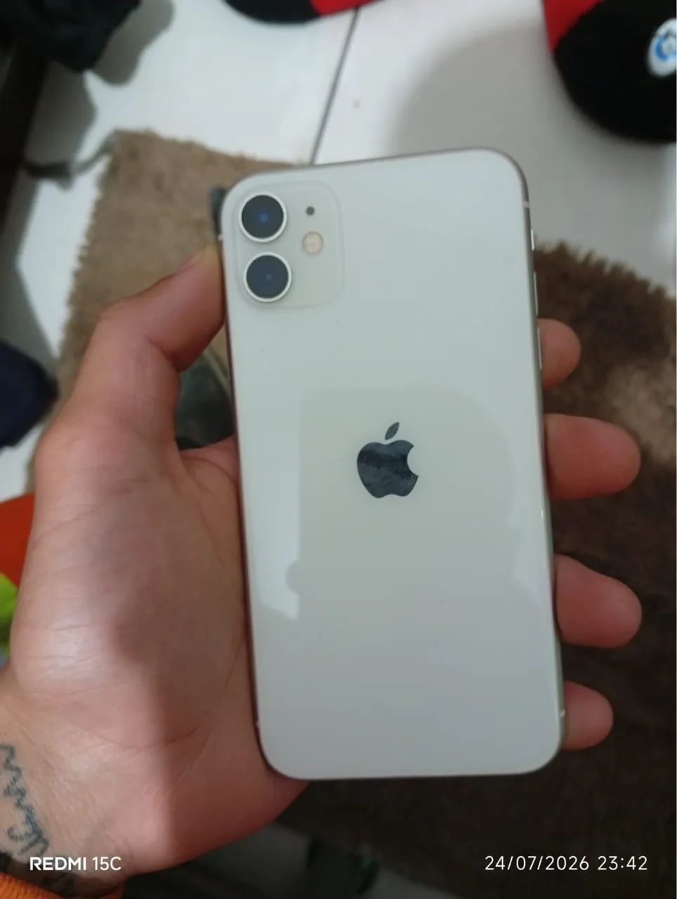 iPhone 11 semi novo  - Foto 5