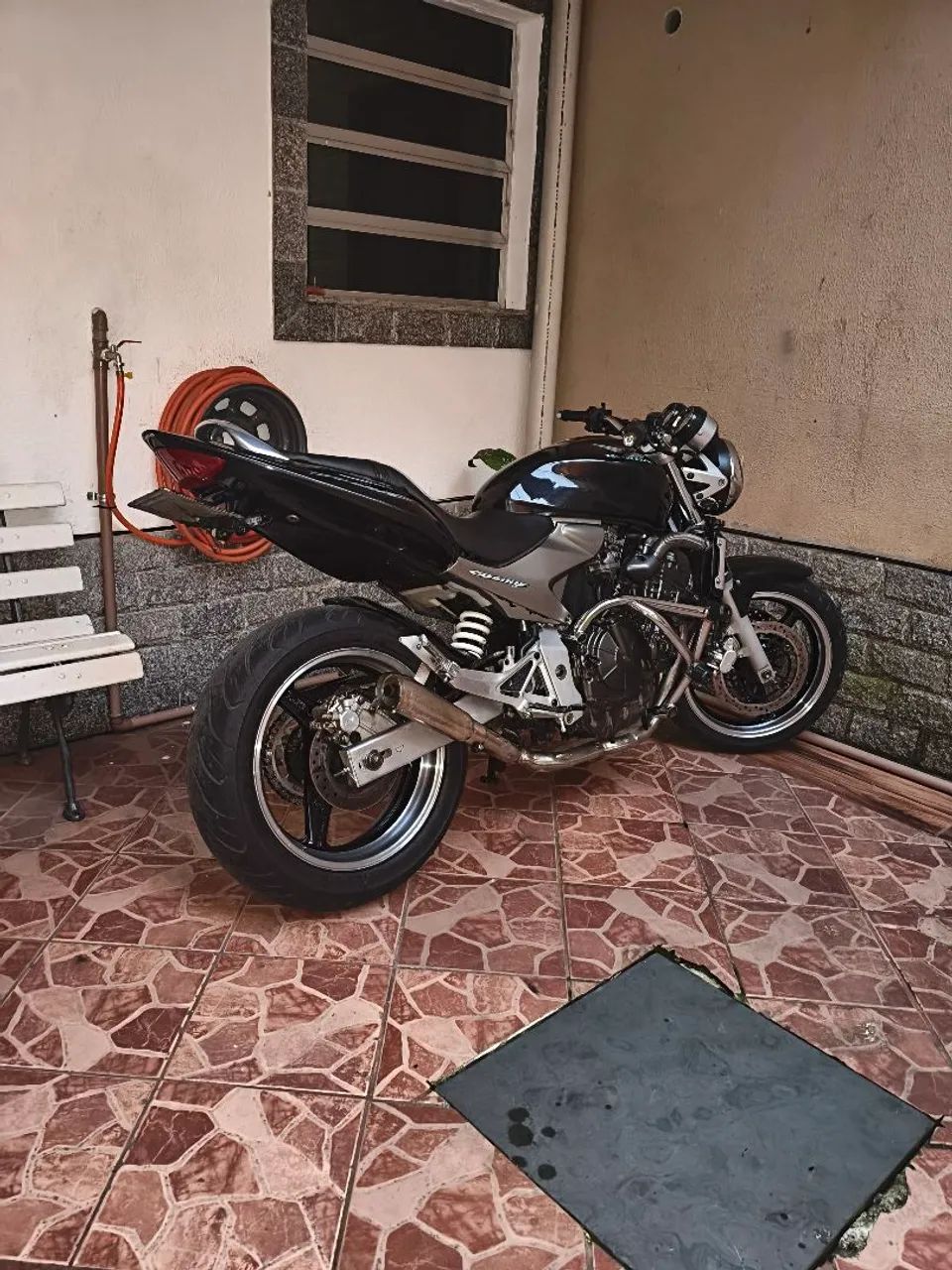 Hornet 600 - Foto 2