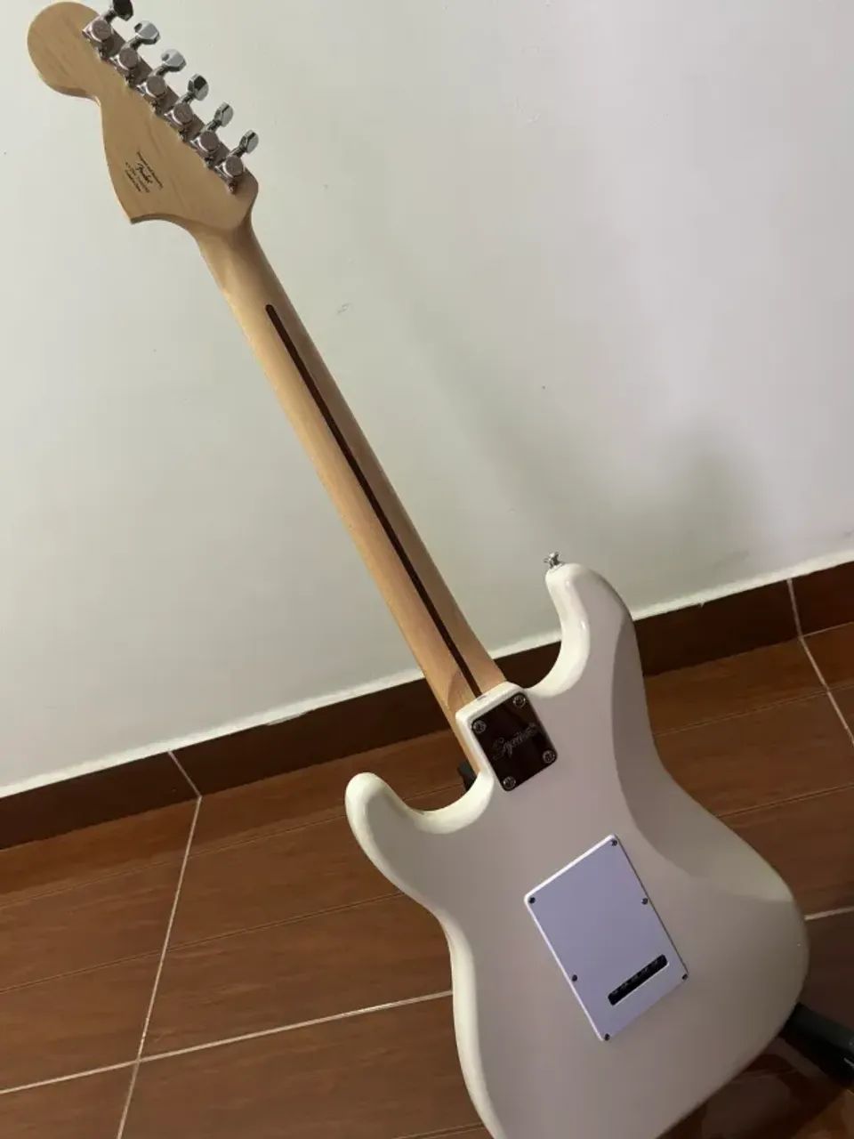 Guitarra Squier Stratocaster (upgrades e regulada) - Foto 3