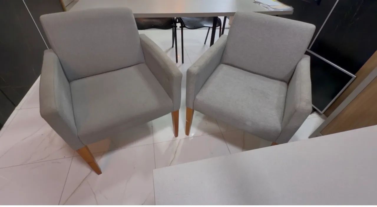 Dupla de poltronas 