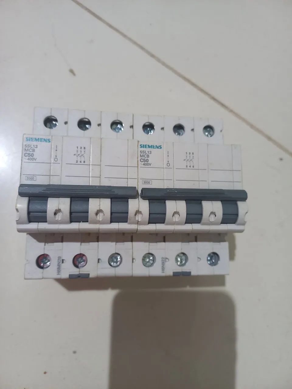 Disjuntor Siemens tricolor 50A