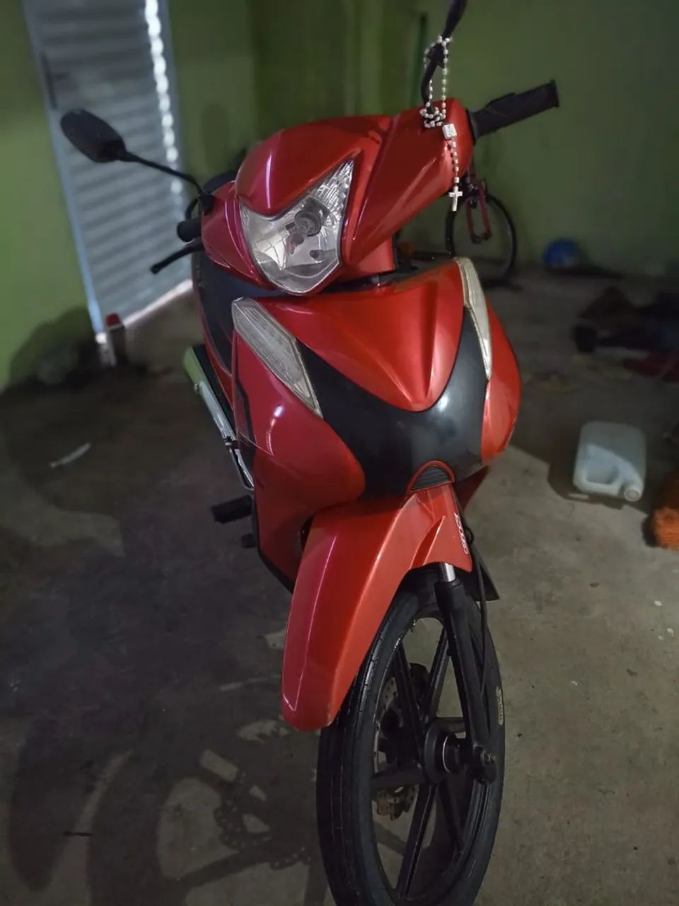 Moto bem conservada 