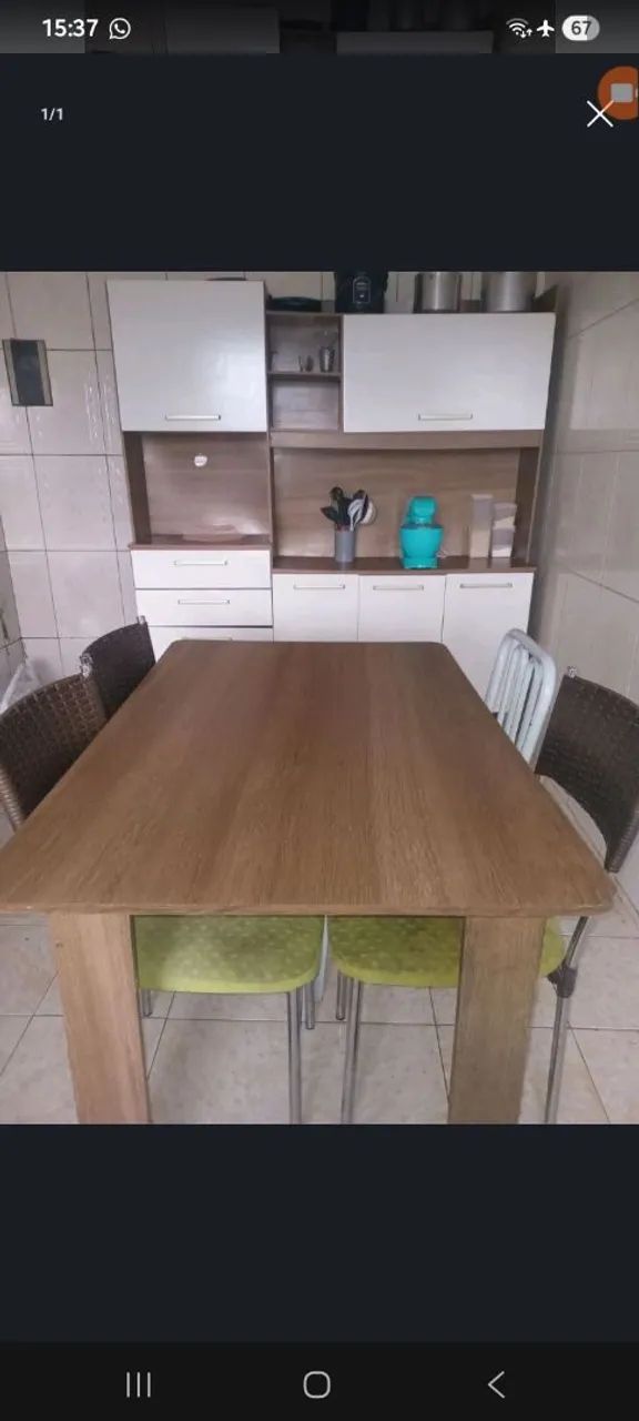Mesa e armário 