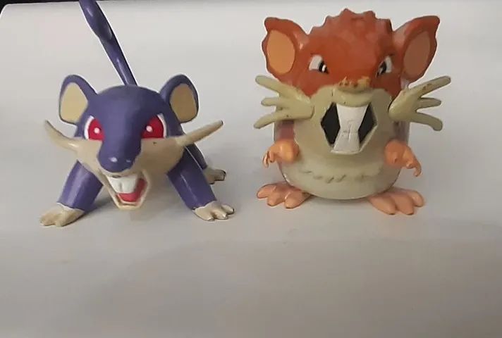 Pokemon Miniatura Tomy Rattata e Raticate - 2 Peças