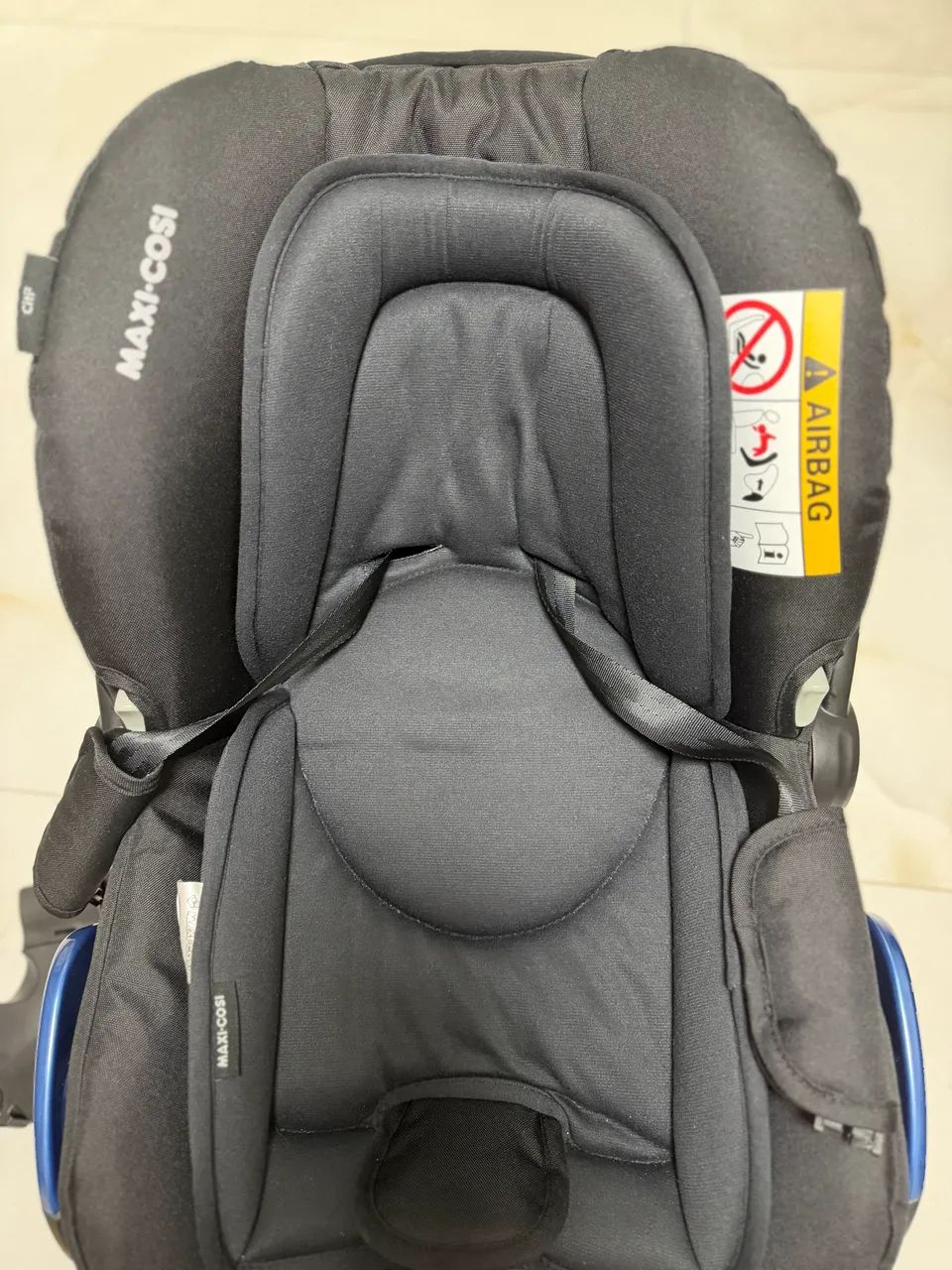 Bebê conforto Maxi-Cozi com Base - Black 