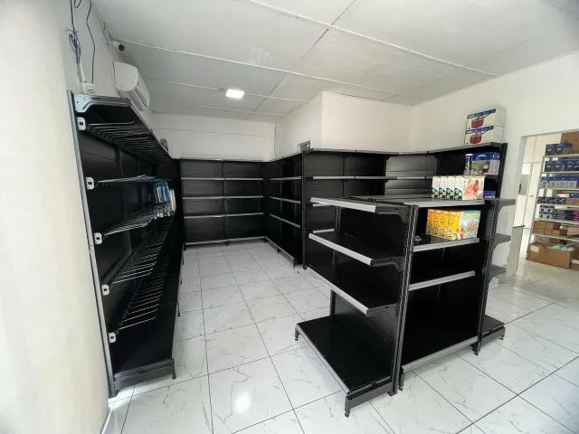 GÔNDOLAS COMERCIAIS PRETAS - Foto 2