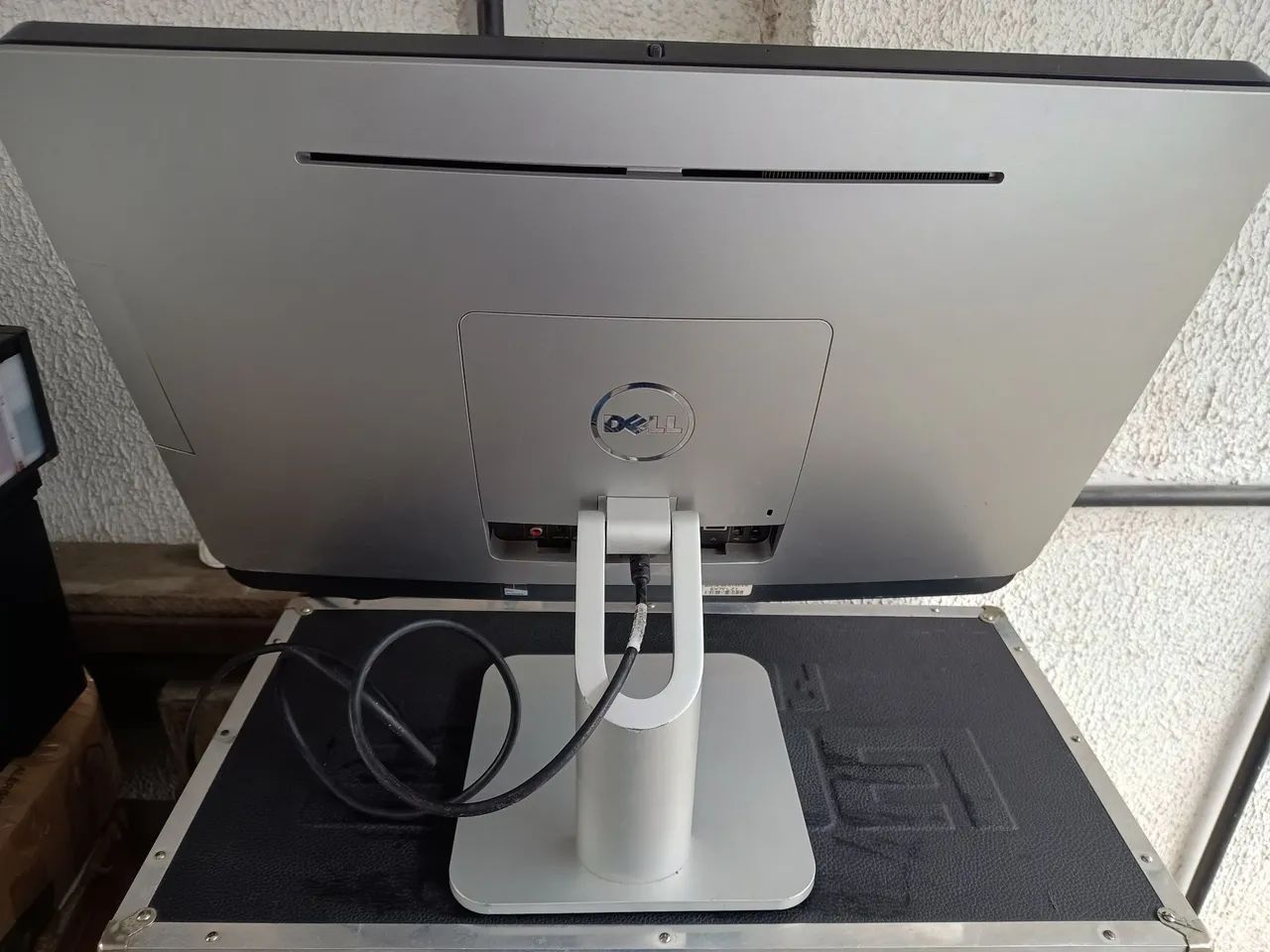Dell Inspiron One 2330, i3, 23 polegadas com tela touch screen, modelo W05C/W05C001.  - Foto 4