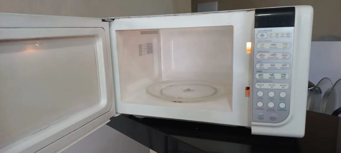 Micro-ondas Electrolux 23 litros 110v  - Foto 2