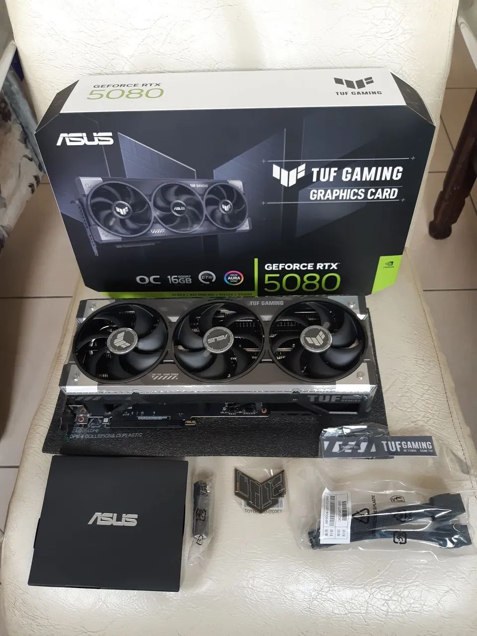 RTX 5080 ASUS TUF (*ACEITO TROCAS*) POSSUI NOTA FISCAL E GARANTIA, SOU DE BH MG  NÂO ENVIO