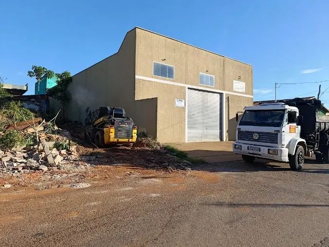 Bobcat, Demolição e Limpeza de Lote - Foto 5