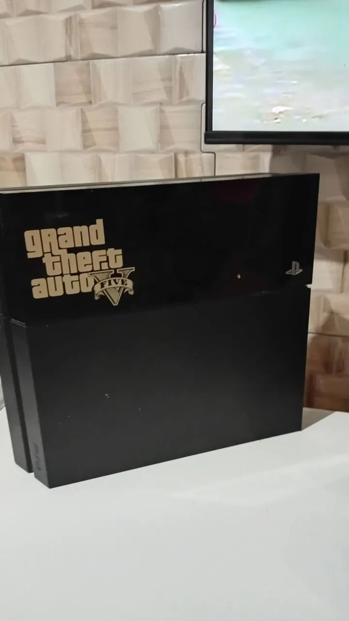 Ps4 Desbloqueado com 3 controles - Foto 3