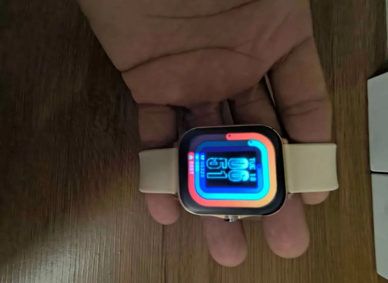 Smartwatch feminino dourado - Foto 2