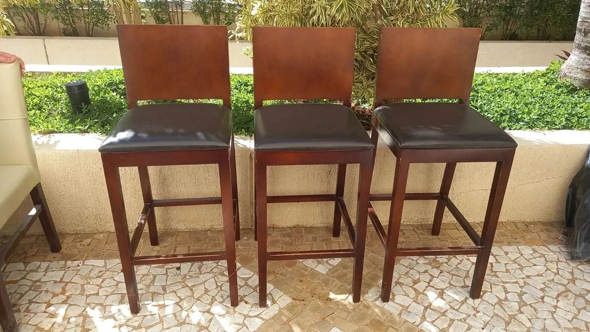 3 banquetas