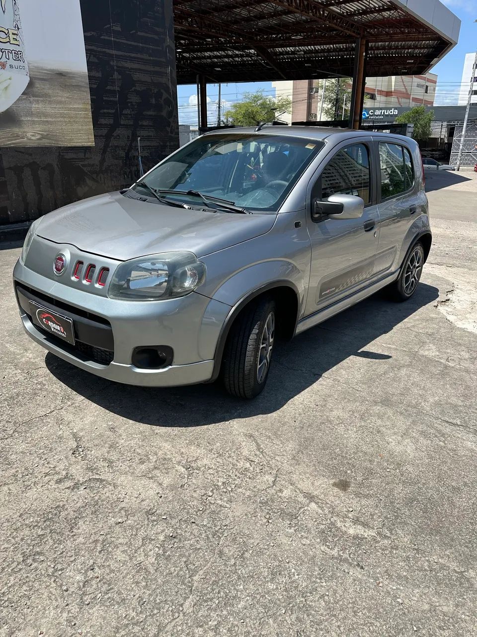 Fiat Uno Sporting 1.4 EVO Fire Flex 8V 4P 2013 - Foto 3