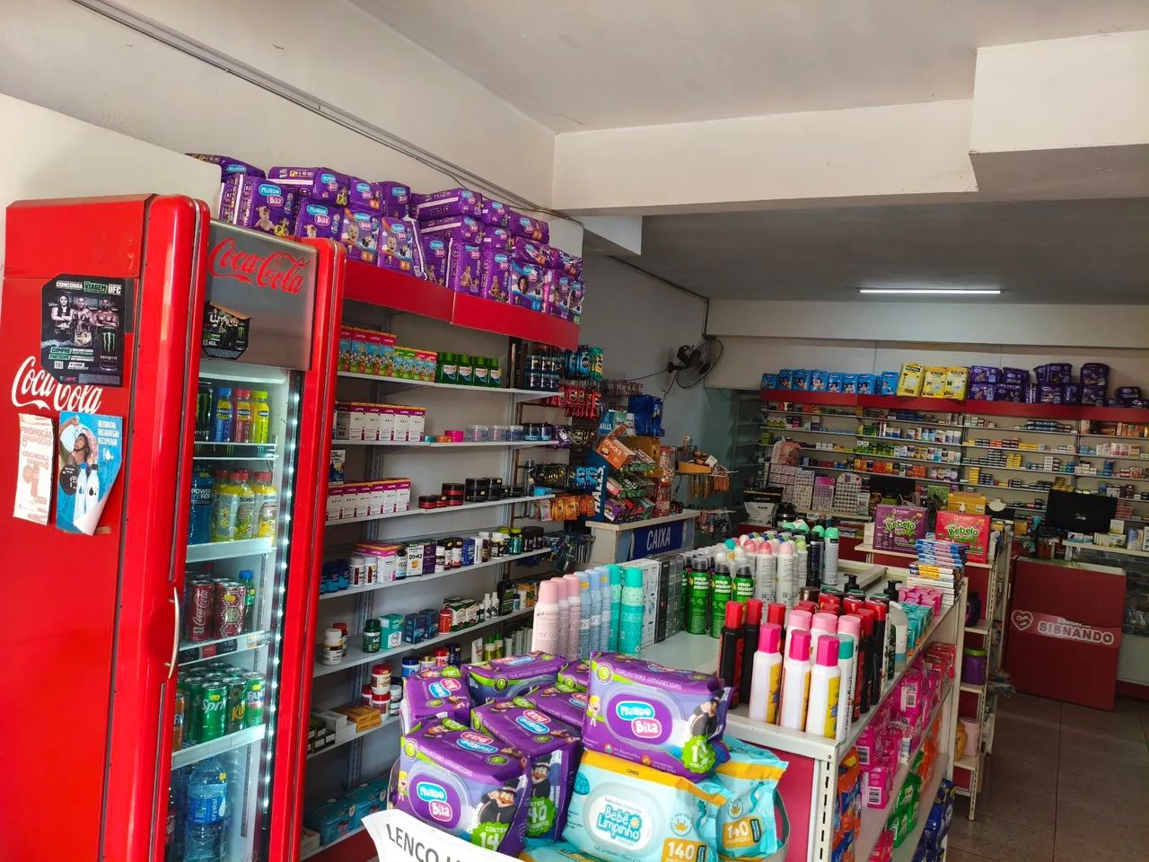VENDO FARMÁCIA EM FUNCIONAMENTO  - Foto 2