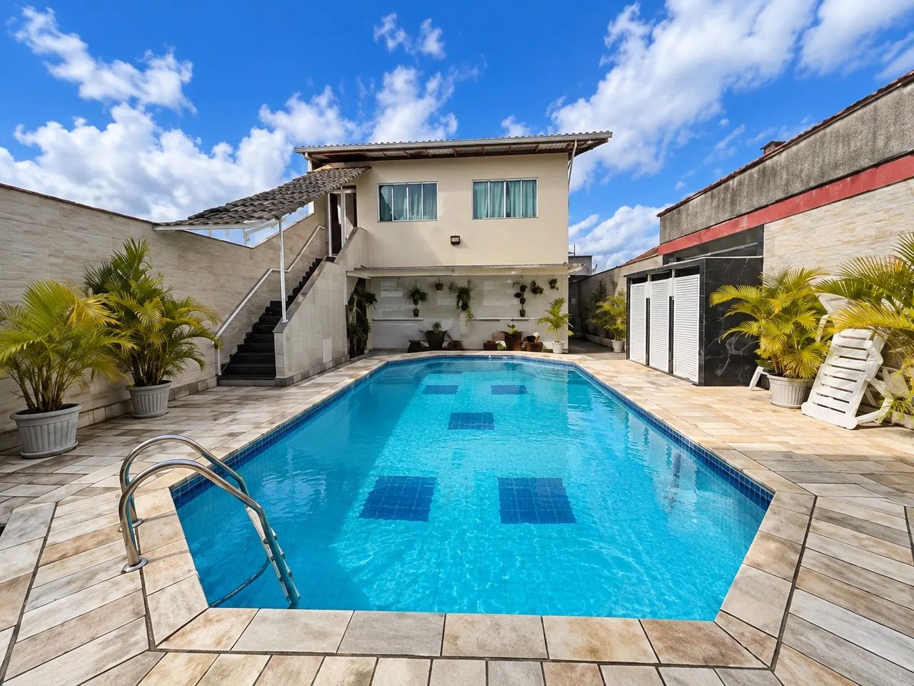 Casa com Piscina para 25 Pessoas - Natal e Réveillon - Mongaguá