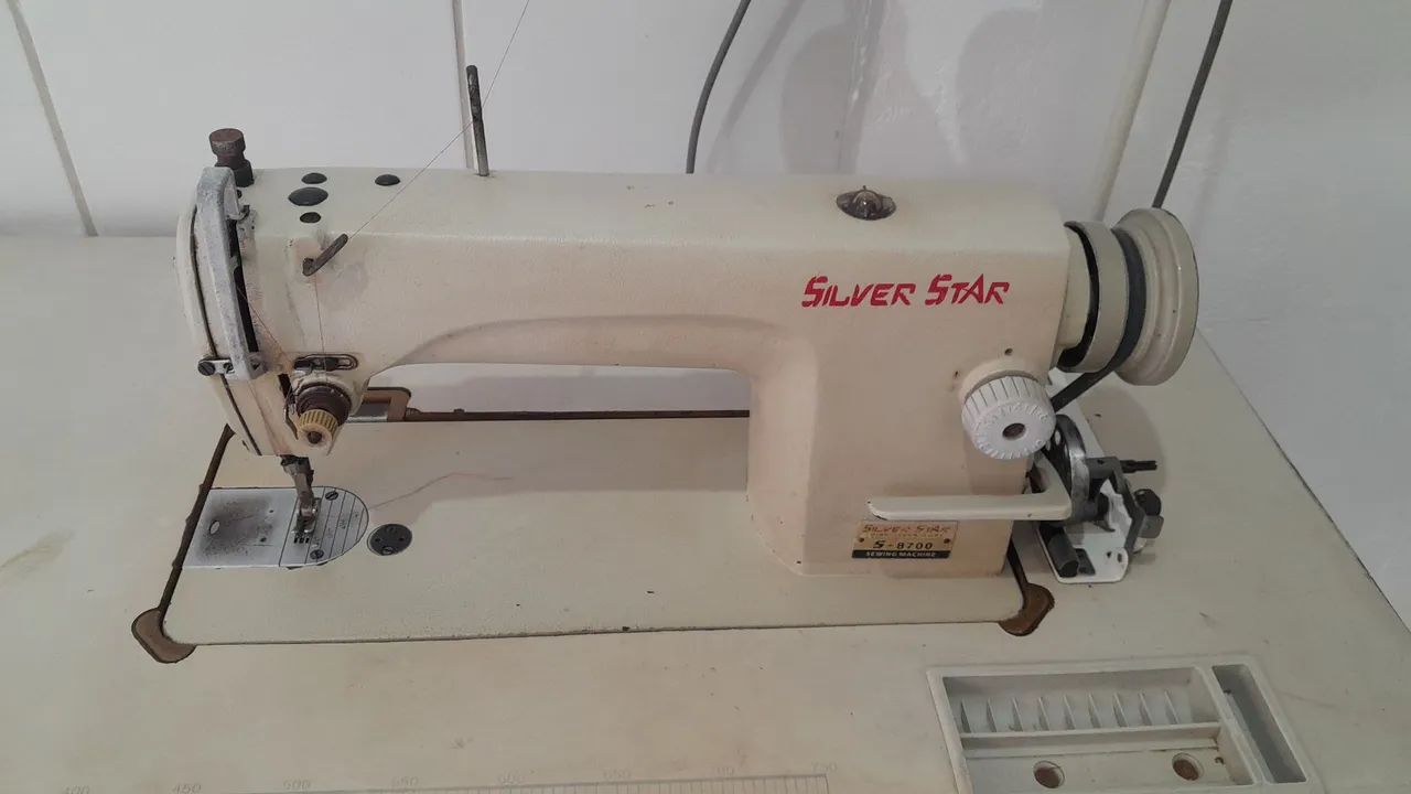Máquina reta industrial 