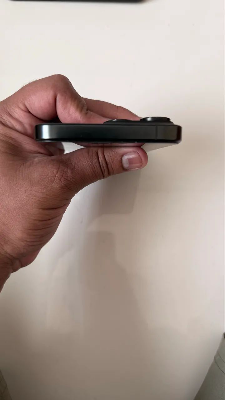 Vendo iPhone 16 pro Max  - Foto 5