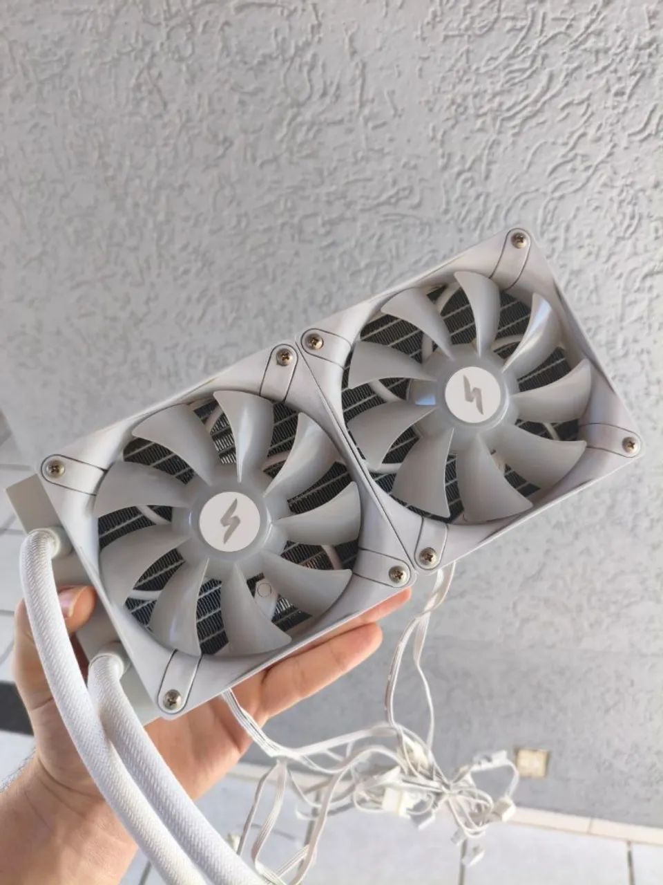WATER COOLER SUPERFRAME ISENGARD 240MM