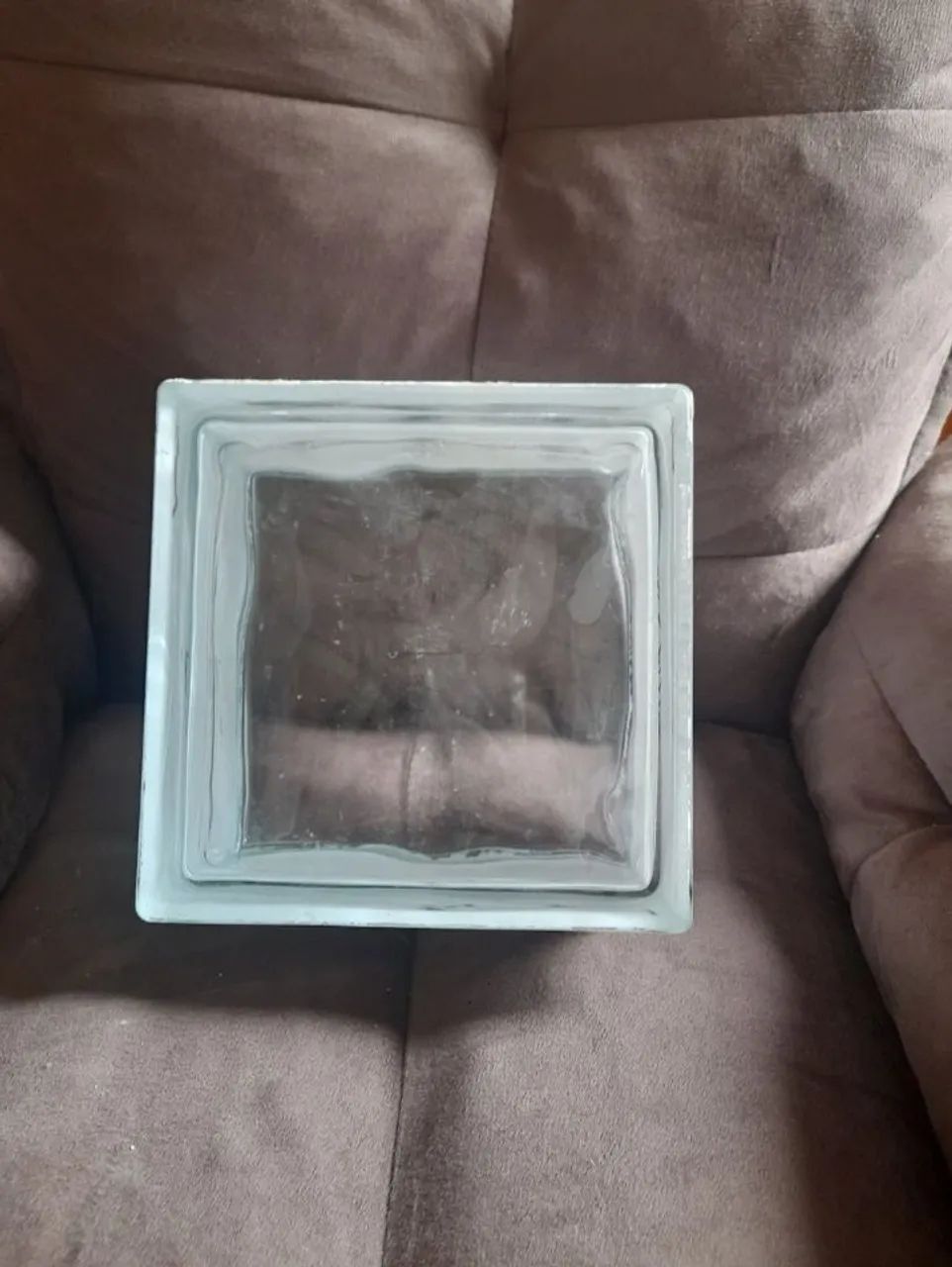 Vendo 18 tijolos de vidro 19×19×8 e mais duas pedras mármores ! 