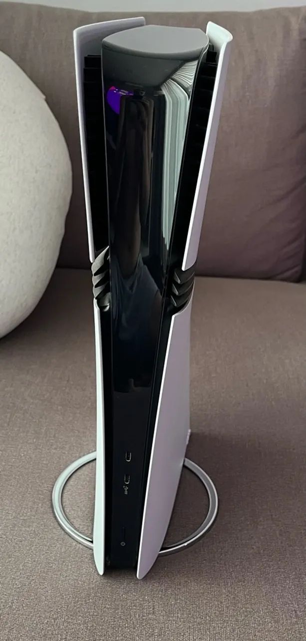 PlayStation 5 Pro - Foto 3