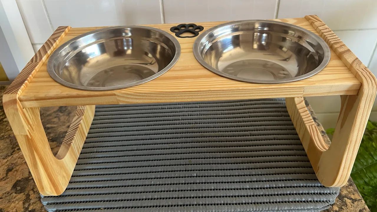 Comedouro duplo para gatos