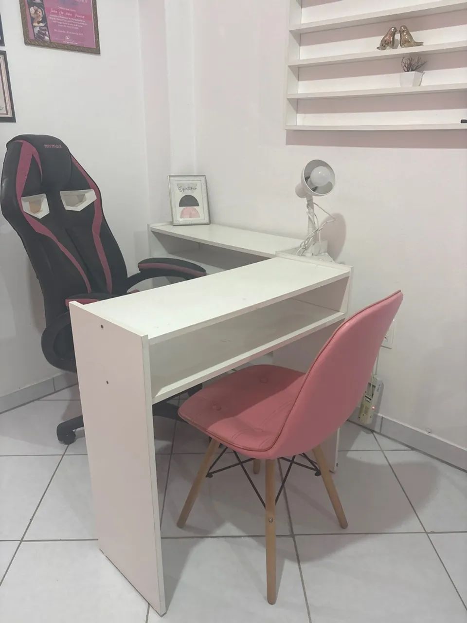 Mesa manicure + expositor 