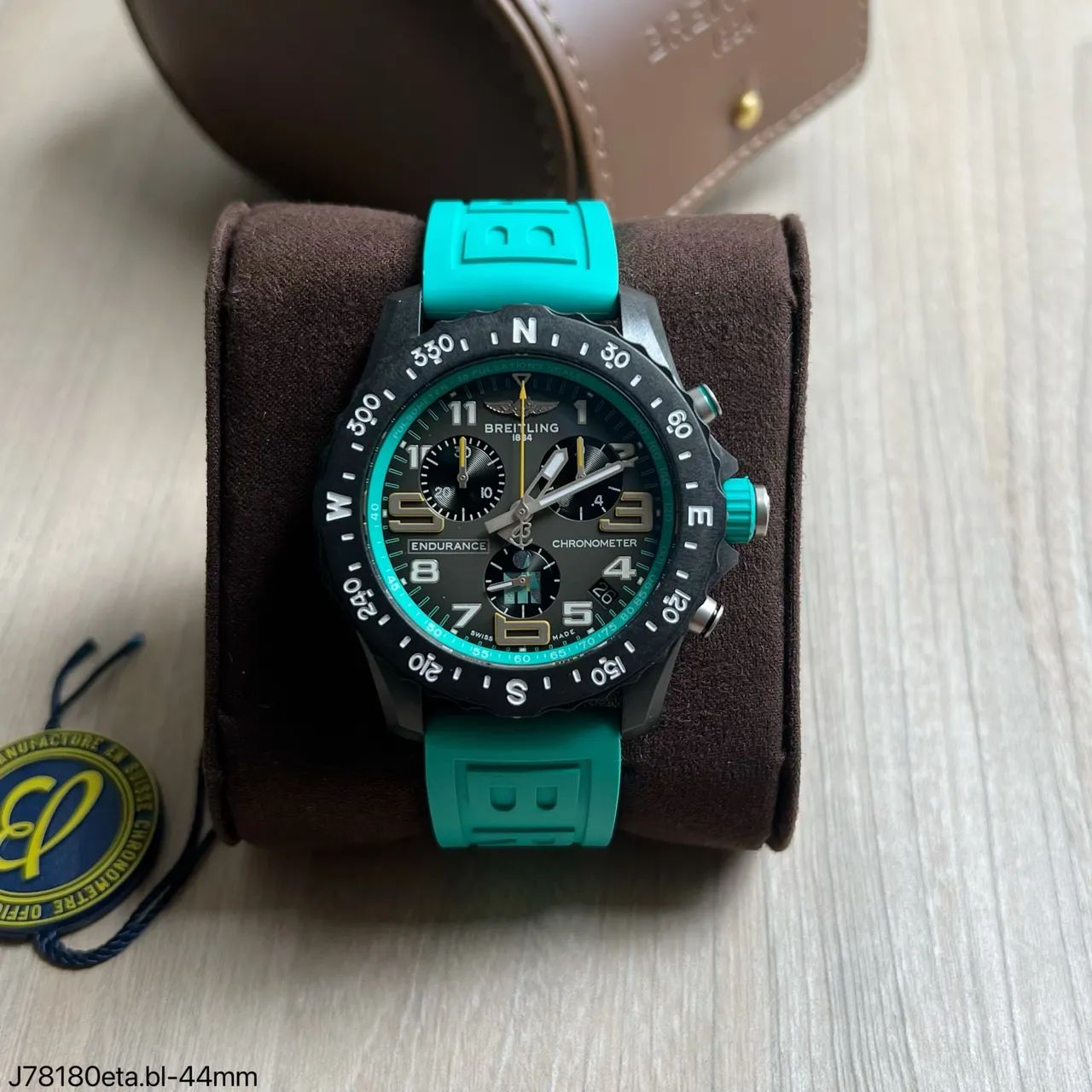 Relogio Breitling titânio dlc  superocean superquartz endurance  - Foto 2