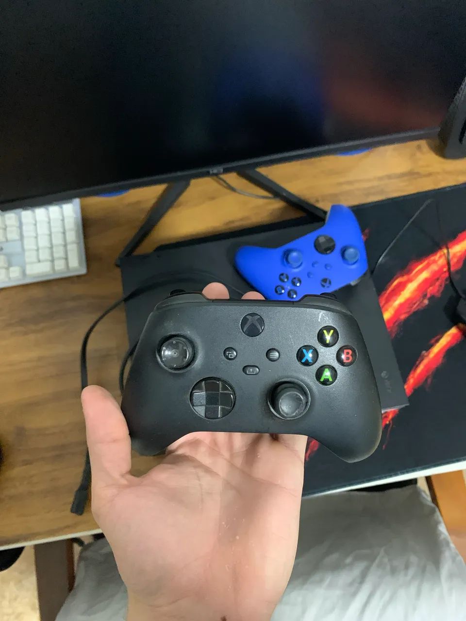 Xbox one X 1tb - Foto 3
