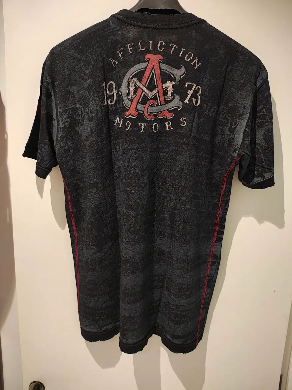 Camiseta Affliction autêntica USA  - Foto 2