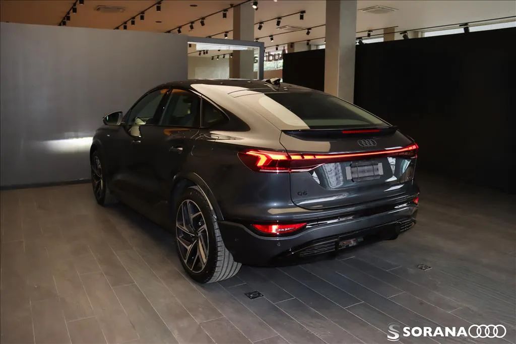 Audi E-Tron 2025 - Foto 5