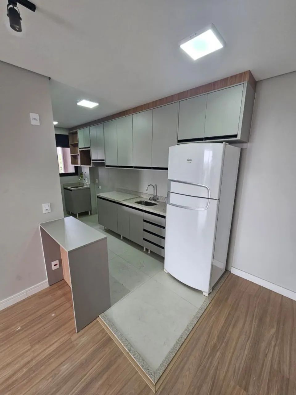LOCAÇÃO | Apartamento, com 3 quartos em Jardim Leblon, Maringá - Foto 3