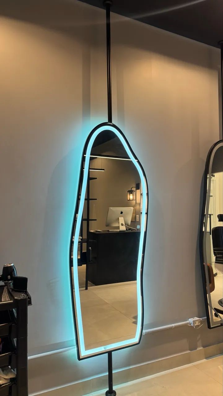 Espelho CEBRACE 4 mm Prata com LED e touch quente   - Foto 3