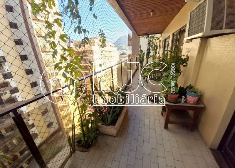Apartamento : / Residencial / Vila Isabel