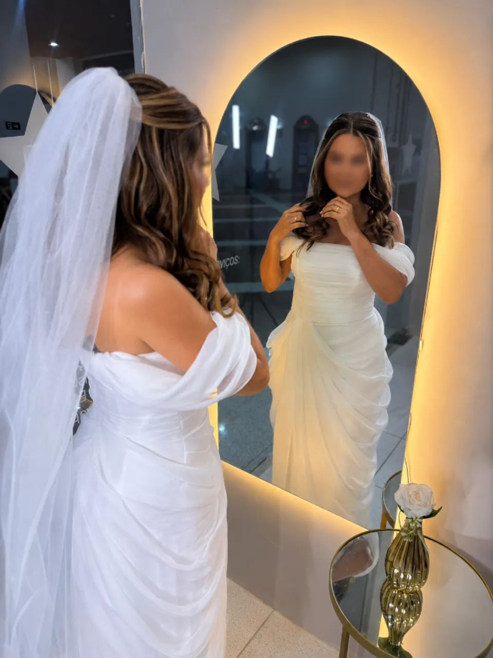 VESTIDO DE NOIVA ALTA COSTURA - ELEGÂNCIA E SOFISTICAÇÃO - Foto 3