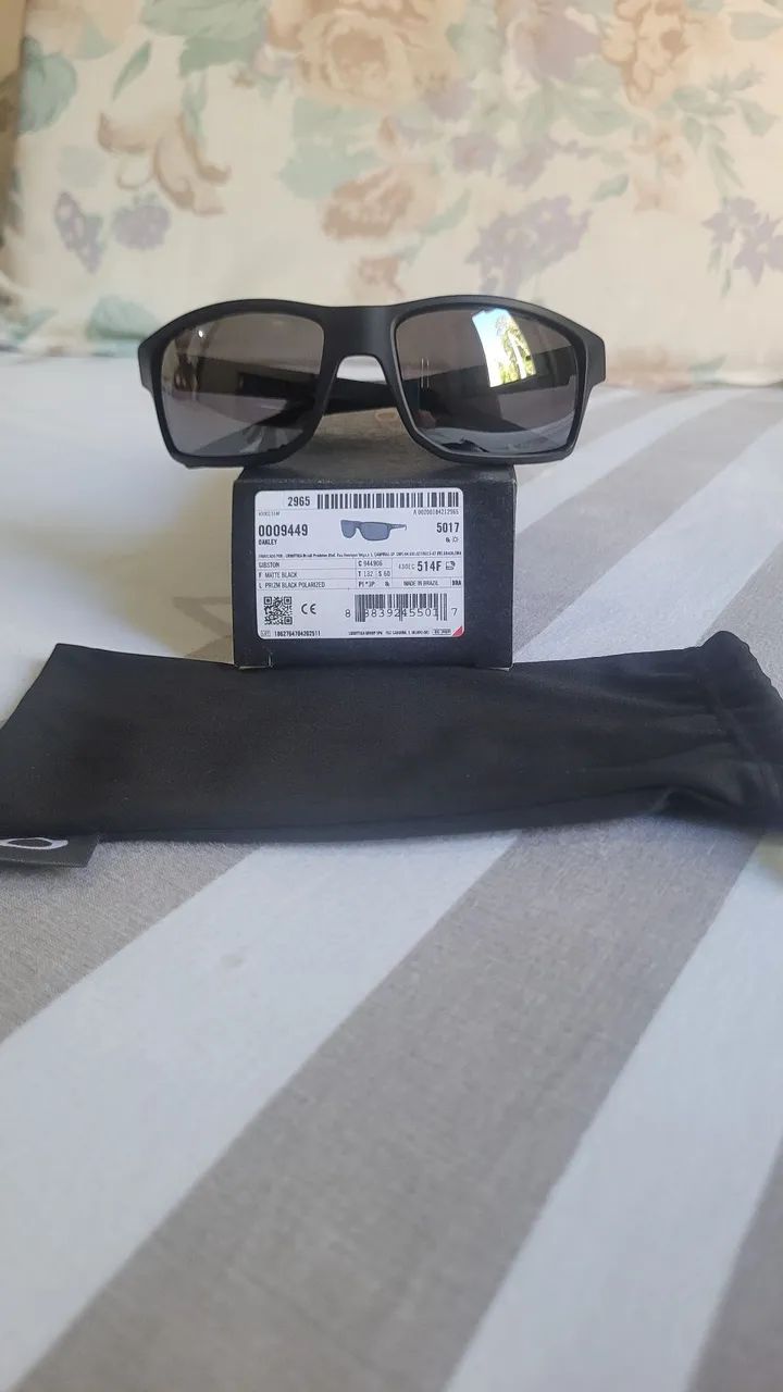 Oakley Gibston Matte Black Polarizado