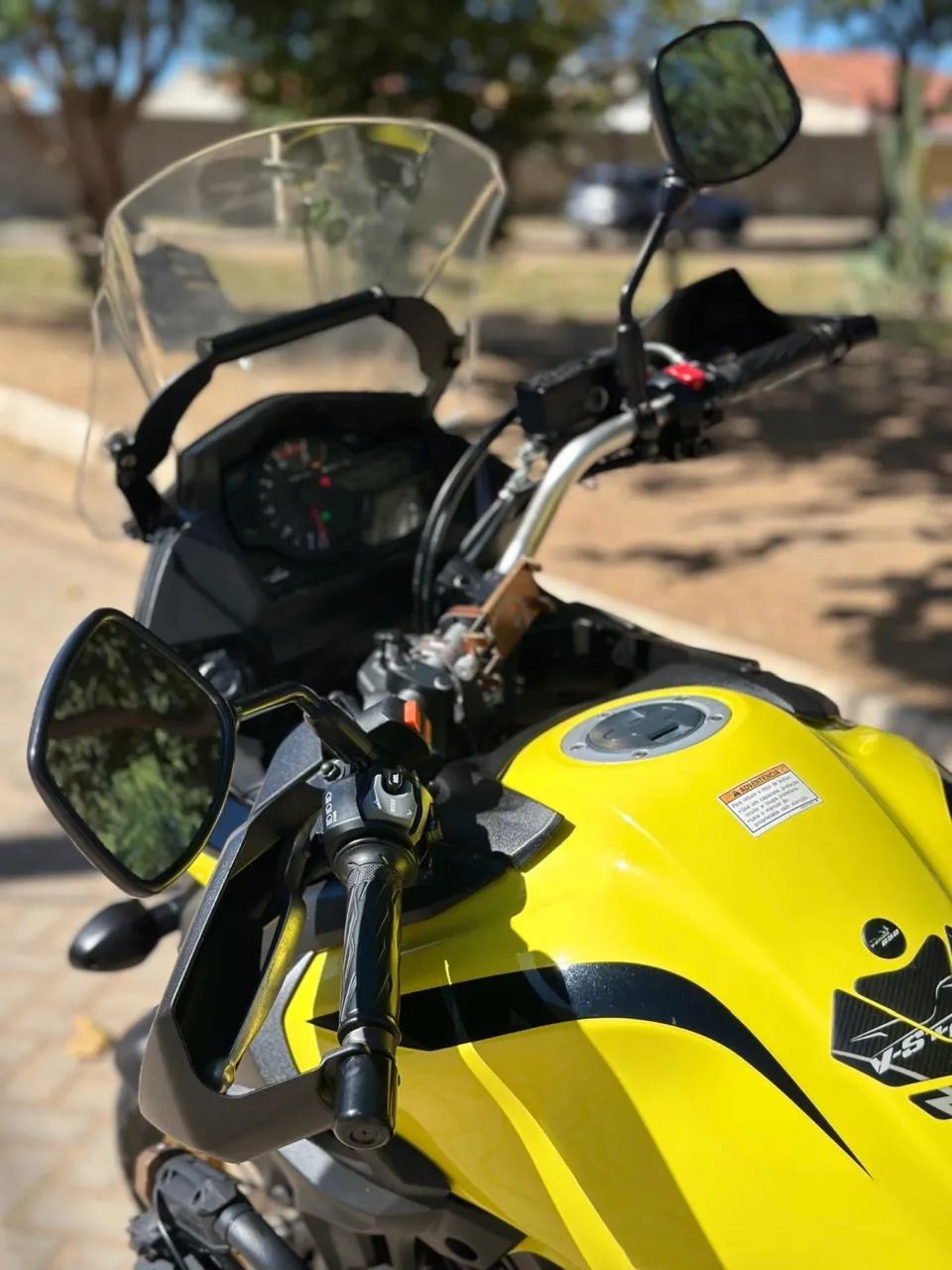 V-Strom 2020 - Foto 4