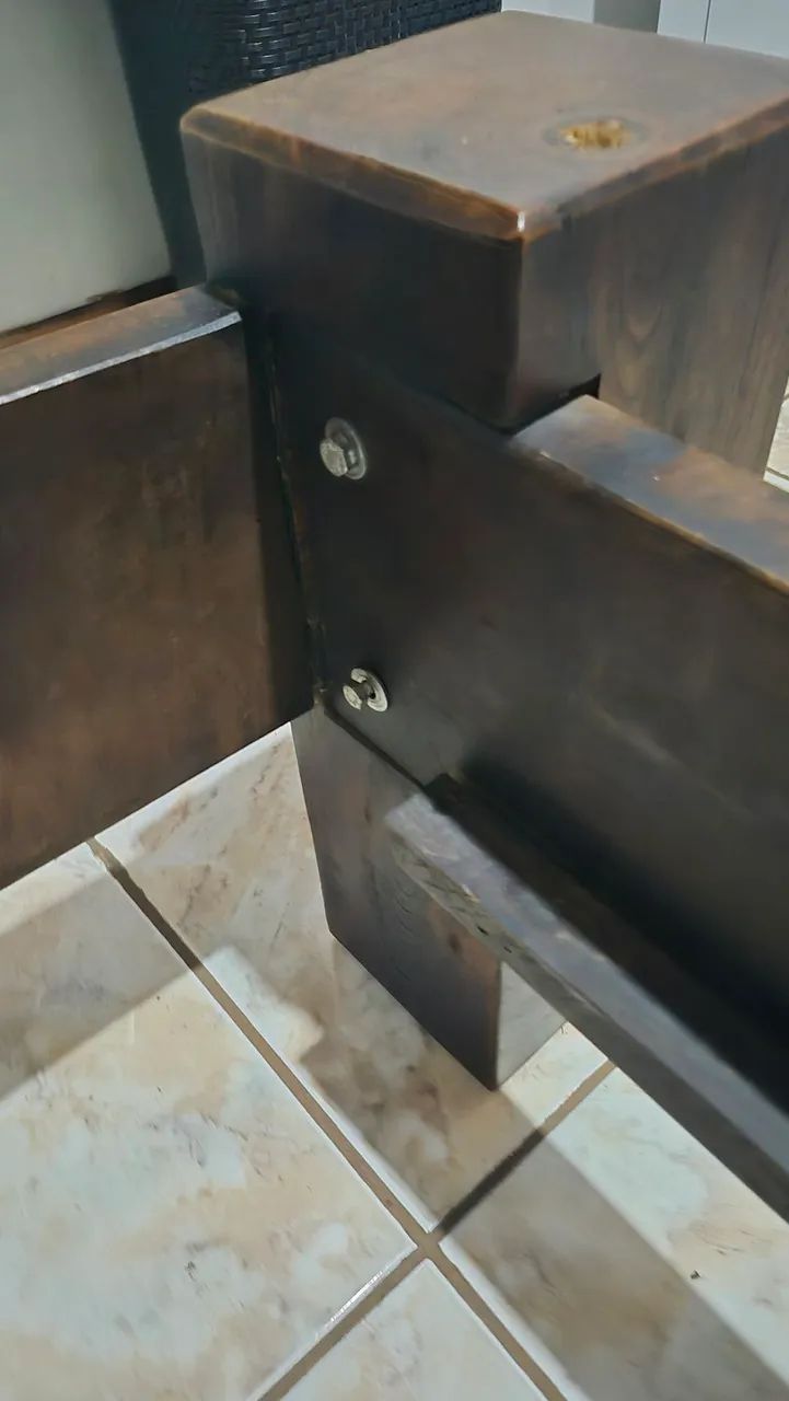 Cama de Casal em Madeira Maciça Estilo Rústico - Foto 4