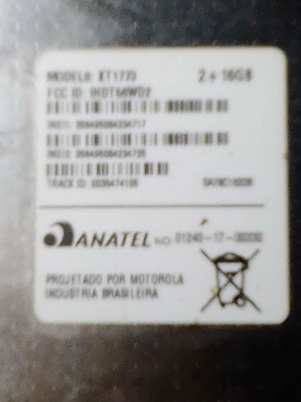 Celular e4 plus Motorola pra aproveitar peças reparar  - Foto 4