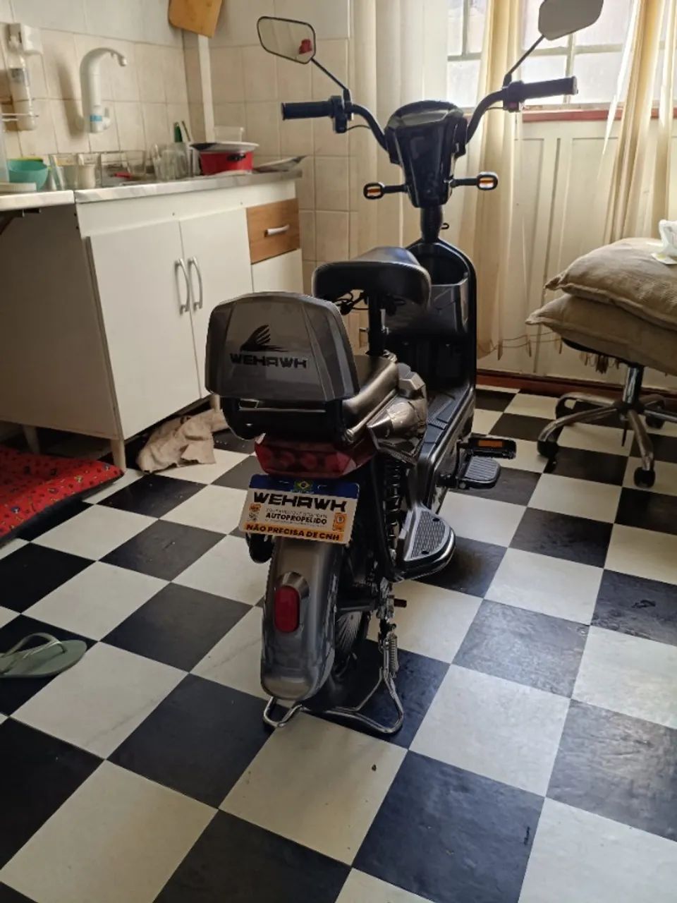 Scooter Elétrica zerada.