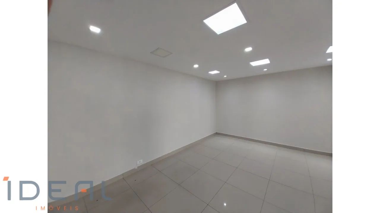 Loja em Centro Comercial para alugar no condomínio Centro Empresarial Santos Dumont no bai - Foto 3