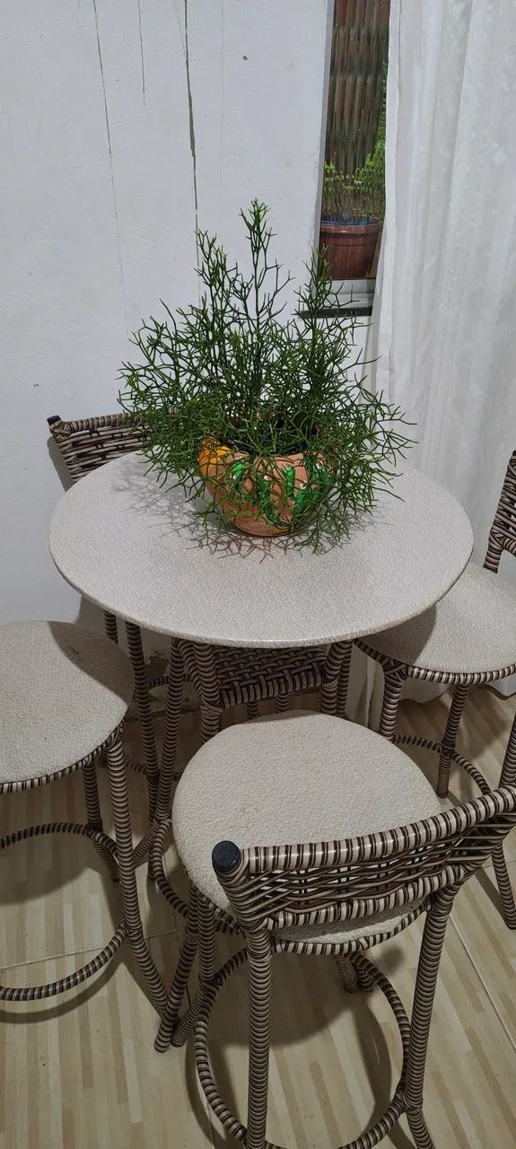 Mesa com 4 cadeiras - Foto 3