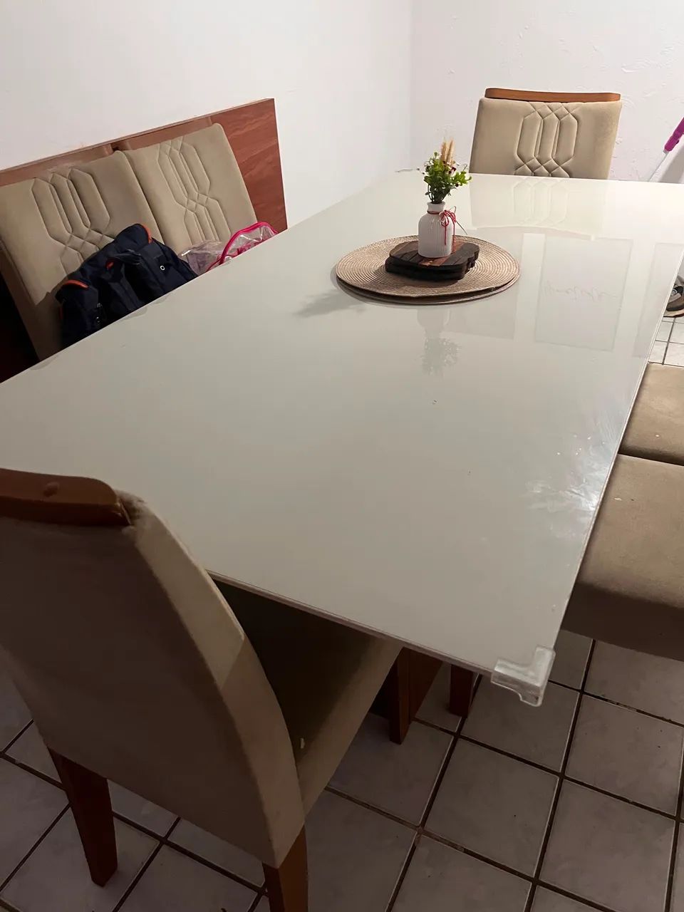 Mesa com tampo de vidro 6 cadeiras - Foto 4