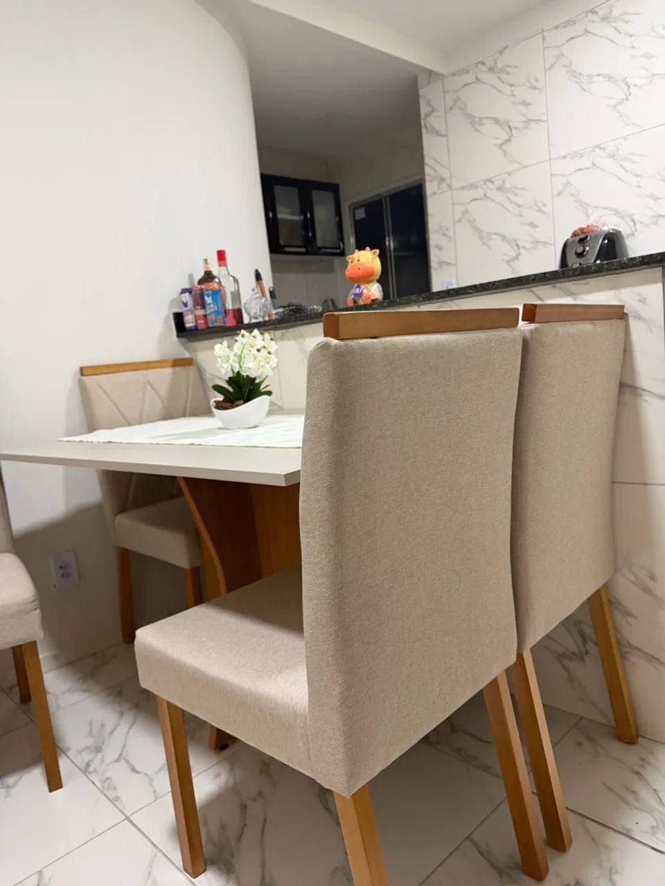 Vendi essa mesa em perfeito estado e nova - Foto 2