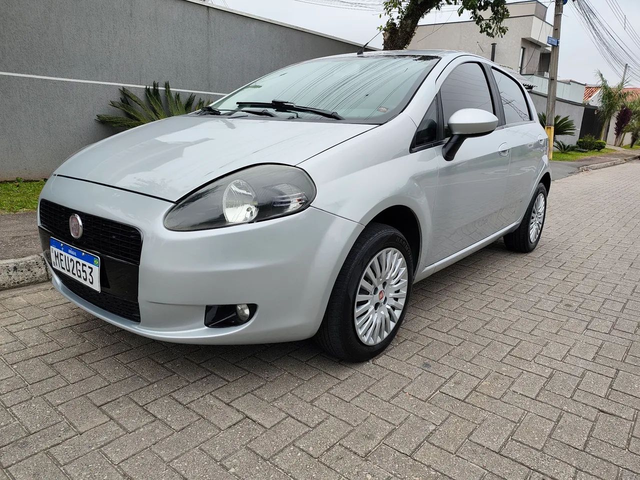 Fiat Punto Punto HLX 1.8 Flex 8V 5p 2008