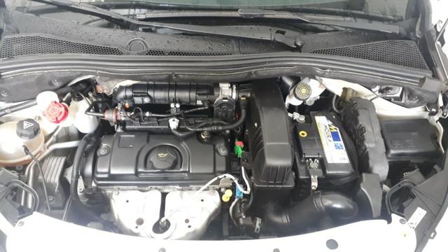 Peugeot 208 - Foto 6