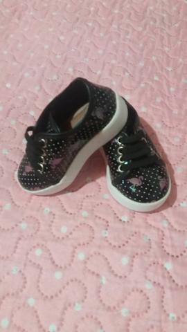 Roupas de menina M/ G 1ano / calçados tbm - Foto 3