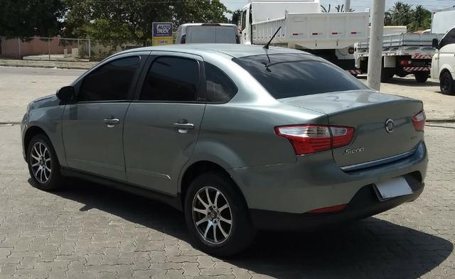 Fiat Grand Siena Atrtactive 1.4 2014 - Foto 2