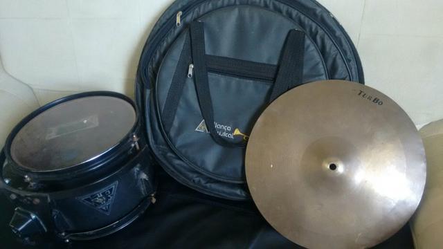 Ton de 10" Marca KR Drum + Bag + Prato Turbo