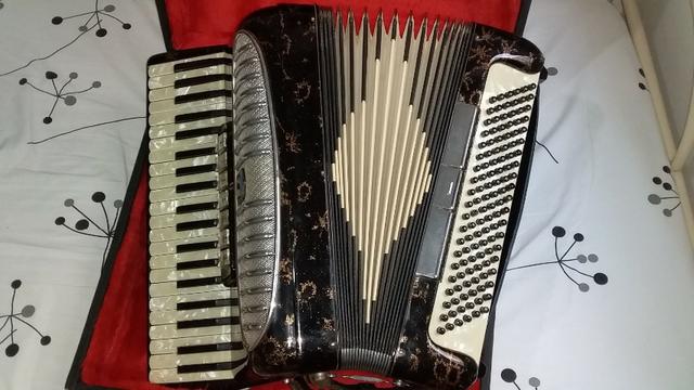 Acordeon 120 baixos - Italiana - Foto 2